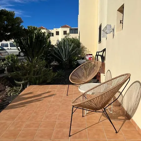 Daire Lomas Del Castillo, La Casa De La Isla