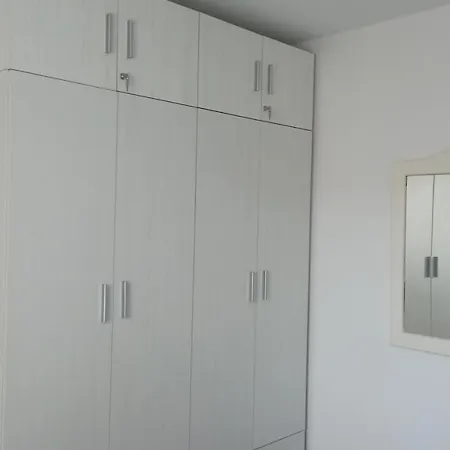 Lomas Del Castillo, La Casa De La Isla *